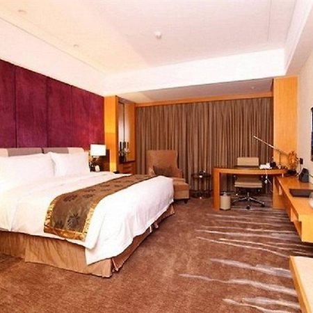 Days Hotel And Suites Mingfa Xiamen Exterior foto