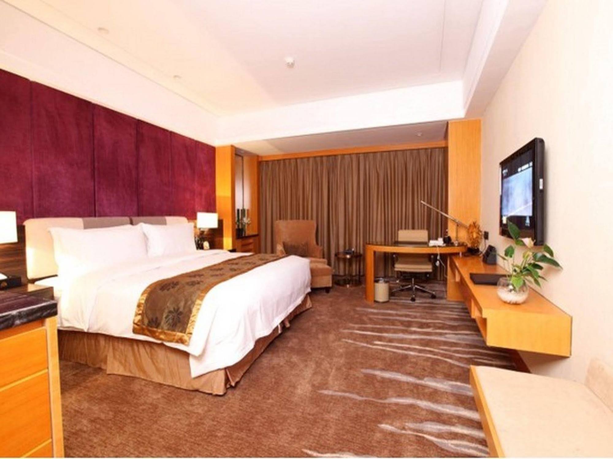 Days Hotel And Suites Mingfa Xiamen Exterior foto